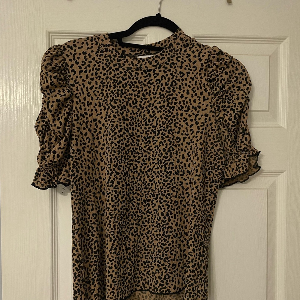Cheetah print top